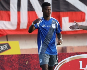 ¡Emelec SALE DEL HOYO! Con sufrimiento, pero sin perder la fe, consiguió su segunda victoria en la Liga Pro