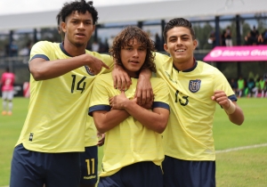 ¡Nuevo golpe de La Mini Tri en la Copa Mitad del Mundo!