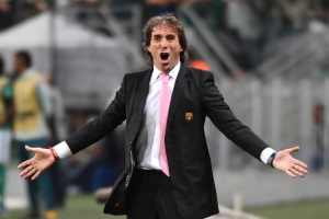 Por ahora, UNA QUIMERA INALCANZABLE para Barcelona: Guillermo Almada cerca de un nuevo club en la Liga MX