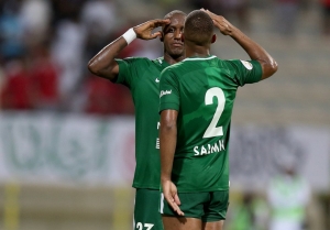 ¡Súper estrella en el Golfo Pérsico! (VIDEO)