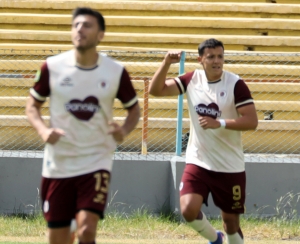 Vinotinto FC desplaza a 9 de Octubre y salta a zona de ascenso a la Serie A