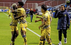 ¡El Cetáceo quiere ser la revelación del torneo! (RESUMEN)