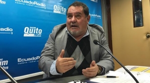 Otro candidato y con nombre en mano