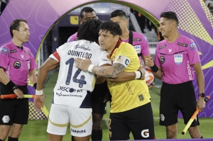 PACTO ENTRE LOS MÁS GRANDES DEL ECUADOR: Liga y Barcelona acuerdan regreso de sus hinchadas visitantes