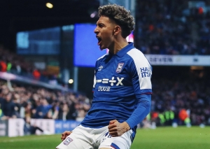 “No te enseñan eso en el Club… Si tengo un día libre, me gusta ir a entrenar con mi Papá” (VIDEO)