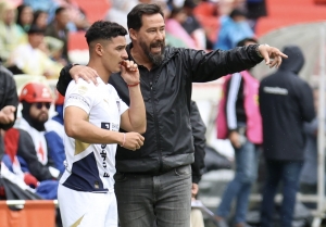 “Conversé con el Profe Vitamina y con el Doc… ¡LA FELICIDAD por volver a jugar en LDU es INCREÍBLE!”