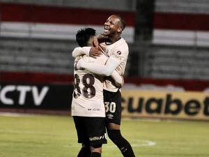 Leones FC 3