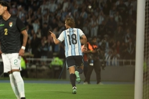 ¡Fiesta albiceleste sin el diez! Argentina aplastó a Bolivia en Córdoba con brillantez de Nico Paz