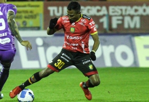 Danny Luna intervino de parte para que 9 de Octubre lo deje ir a la U (ENTREVISTA)