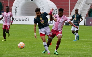 REPARTO DE PUNTOS y muchas dudas: Técnico Universitario y Mushuc Runa no se sacaron ventaja en el Bellavista