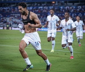 “Este equipo merece ser Campeón… ¡LDU es un equipo grande, es un equipo de Jerarquía!”