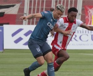 El Nacional pegó, se durmió y volvió a pegar para sumar de a tres