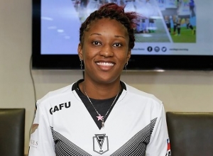 Una legionaria más en el exterior (FOTO)