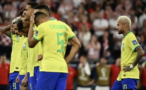 Neymar conmueve a Brasil y al mundo con su carta a Tite