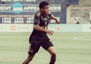Jeremy Batioja sigue acomodándose a ser delantero en el LAFC II