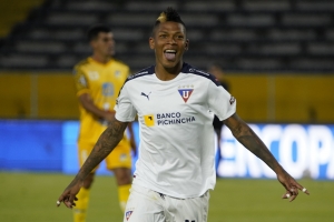 Billy Arce ya entrena junto al plantel de Liga (FOTO)