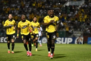 La jerarquía de Barcelona SC se hace sentir frente a Liga de Portoviejo para sellar el boleto a cuartos