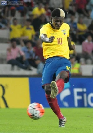 Hay más de una Sorpresa: ¡Los 8 Fichajes para el Campeón! (OFICIAL)