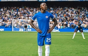 Moises Caicedo 17
