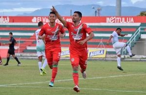 Los Rojiblancos le dan gusto a su DT (FOTO)