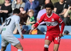 Alarma para Jeremy Sarmiento: El Middlesbrough pierde el segundo puesto y el sueño del ascenso directo cae