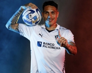 Paolo Guerrero 12