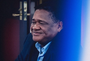 ¡UNA BUENA Y UNA MALA! Jorge Guzmán descartó a Miller Bolaños y Ángel Mena para el Emelec 2025