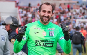 ¡BARCO PIRATA! En Perú revelan que Hernán Barcos estudia ofertas del fútbol ecuatoriano