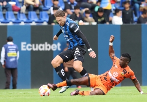 INDEPENDIENTE TROPIEZA en el momento MENOS INDICADO y la CIMA del torneo VUELVE A PELIGRAR