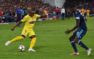 ¡Abiertas las puertas de un grande para Dinamita!