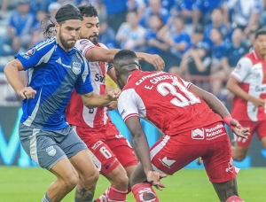 ¡Técnico Universitario TERMINÓ LA MALDICIÓN dándole el PEOR REGALO de cumpleaños a Emelec!