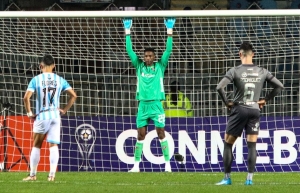 ¡Dida atajó un penal, Johan falló un mano a mano y se le escapó a LDU!