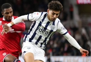 Jeremy Sarmiento protagonista en la nueva casaca del Brighton & Hove Albion (FOTO)