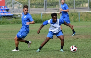 ¡Debutó después de más de un año sin jugar a nivel oficial! (VIDEO)