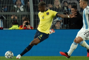 La Tri se sacude de las turbulencias y llega a Qatar