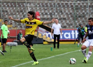 ¿Estuvo cerca de consumarse un camisetazo? (VIDEO)