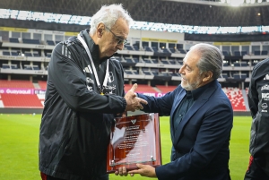 ¡Fossati propone que la Selección entrene en Guayaquil y vaya a Quito el día del partido! (VIDEO)