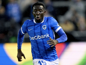 Yaimar Medina fue una Moto con turbina en el triunfo del KRC Genk por la Europa League