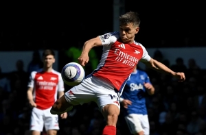 Arsenal LLEGA AMARGADO a su visita a Madrid para la ida de cuartos de final en la Champions League