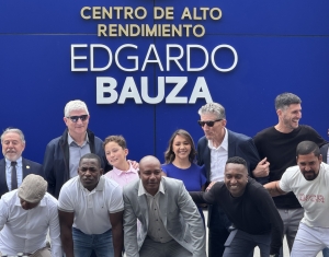 HOMENAJE QUE TOCA EL CORAZÓN: ¡El Legado de Edgardo Bauza perdurará PARA SIEMPRE en LDU!