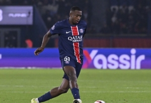 ADMIRACIÓN de Willian Pacho a un compañero del PSG, pese a no ser de la misma posición