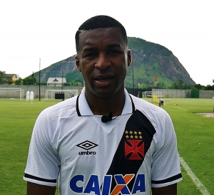 “Siempre los goles son culpa del arquero o la defensa”