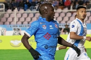 Renny Simisterra no logró despuntar junto a Deportivo Táchira (RESUMEN)