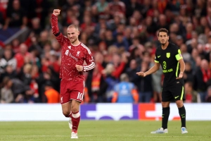 Mac Allister recibe los elogios de Iraola tras hablar sobre su futuro en Liverpool