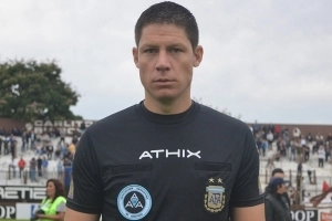 Arbitro Maximiliano Ramirez