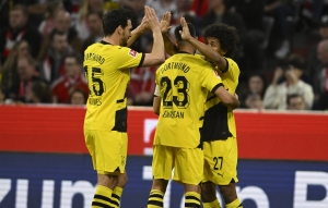 Borussia Dortmund tropieza y deja expuesto su liderato en Alemania