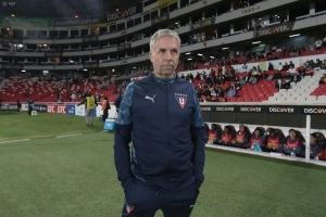 Gustavo Álvarez pondera la garra de Liga pero hace saber que pidió contrataciones a la directiva