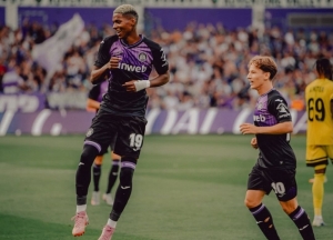 ¡Bomba inglesa en Bélgica! Dos gigantes de la Premier League van por Nilson Angulo del Anderlecht