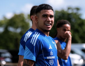 ¡PRIMER DÍA EN LA OFICINA! Kendry Páez inició pretemporada con Racing de Estrasburgo