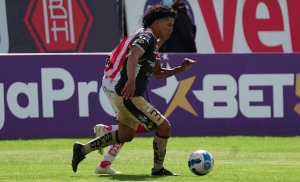 Deportivo Cuenca suma un nuevo lateral a sus filas